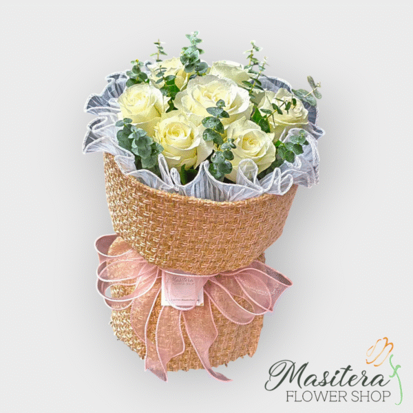 Round White Roses